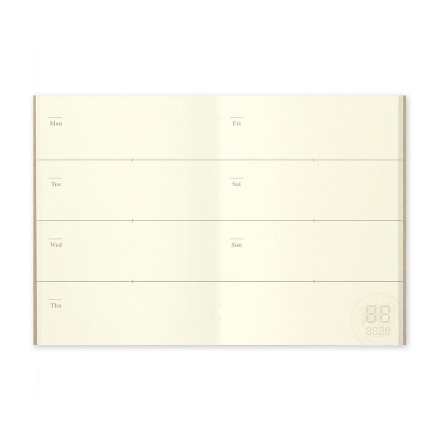 TRAVELER'S notebook Passport Size Refill 007 Free Diary Weekly - TRAVELER'S COMPANY
