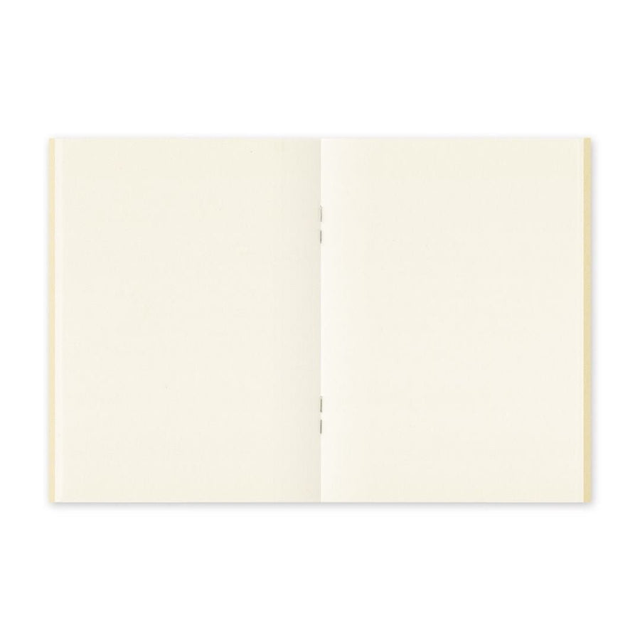 TRAVELER'S notebook Passport Size Refill 012 MD Paper Cream - TRAVELER'S COMPANY