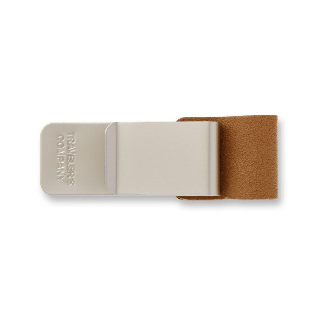 TRAVELER's notebook Pen Holder Camel 016 M - TRAVELER'S COMPANY