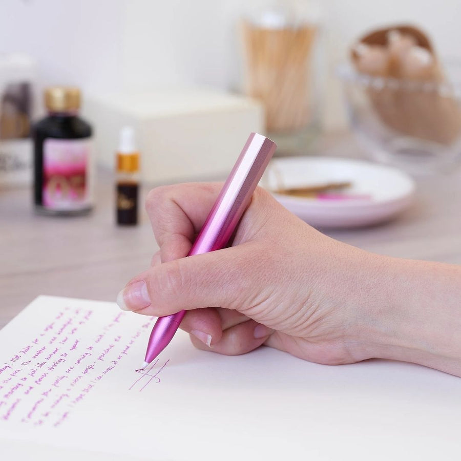 Sakura Wren - Refillable Writing Pen - Tom's Studio